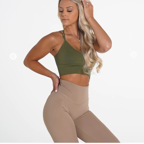 Khaki Flourish Seamless Bra NVGTN - Picture 1 of 4